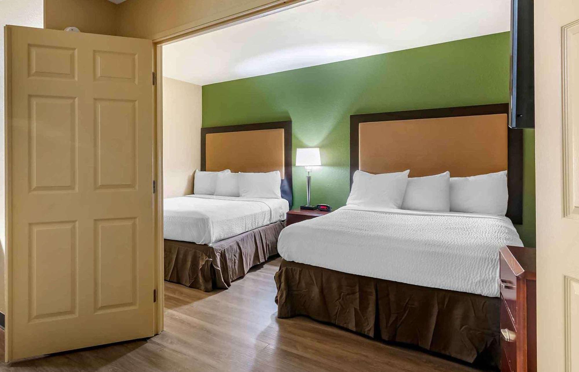 Extended Stay America Select Suites - Orlando - Maitland - Summit Tower Blvd Altamonte Springs Bagian luar foto