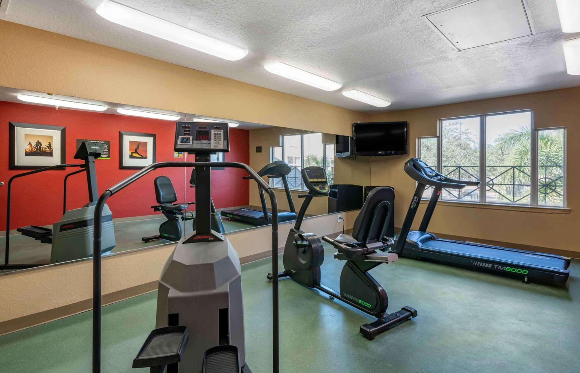 Extended Stay America Select Suites - Orlando - Maitland - Summit Tower Blvd Altamonte Springs Bagian luar foto