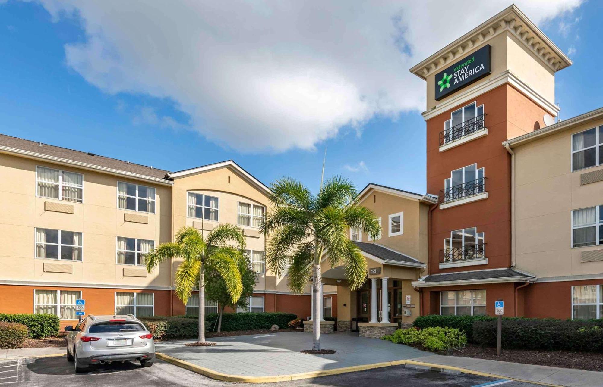 Extended Stay America Select Suites - Orlando - Maitland - Summit Tower Blvd Altamonte Springs Bagian luar foto